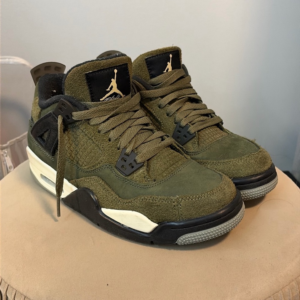 JORDAN 4 RETRO SE CRAFT 'OLIVE'